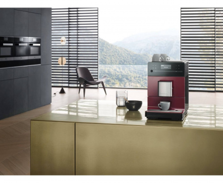 Кофемашина CM5300 ежевичный красный BRRT, Miele