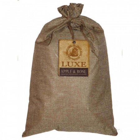 Чай Luxe Tea "Apple & Rose", черный с розой, яблоками и шиповником, 300 гр