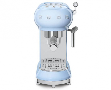 Кофемашина-эспрессо ECF01PBEU, пастельно-голубая, серия Стиль 50-х г.г., Smeg